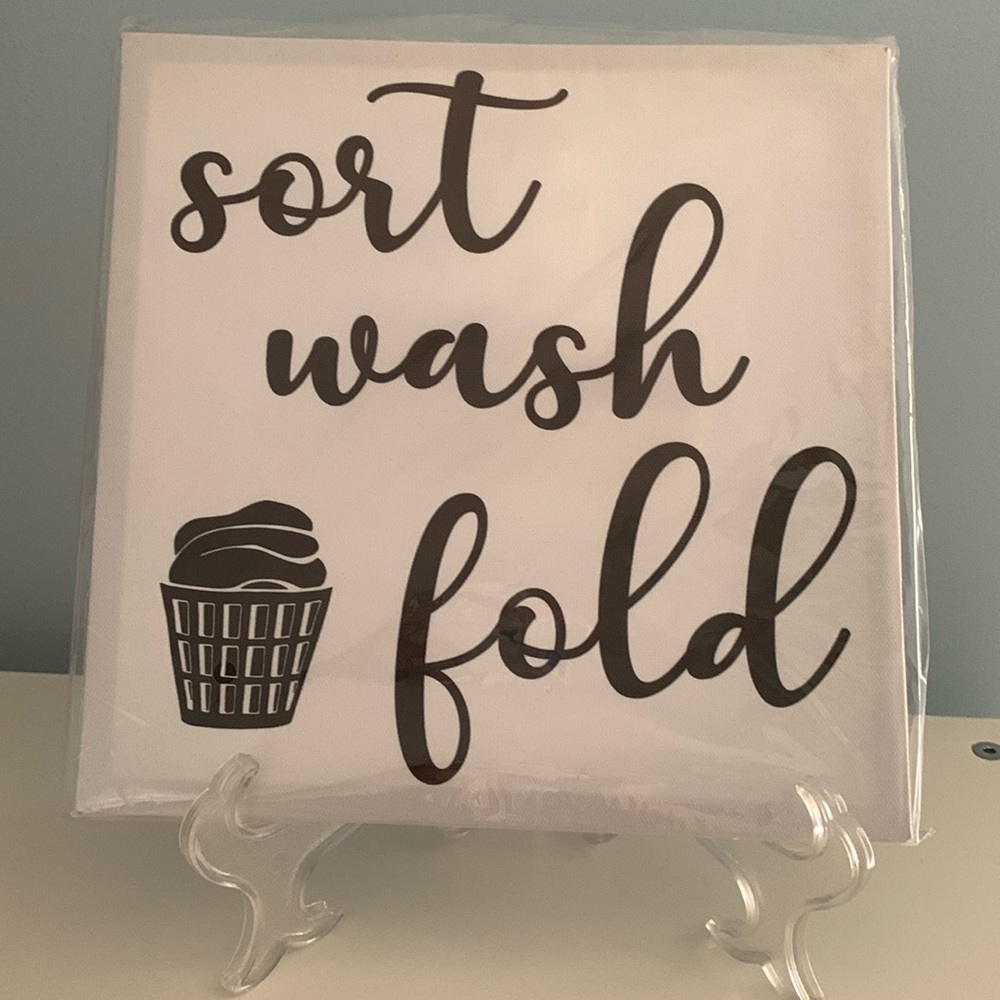 Canvas picture “Sort wash fold”. NWOT